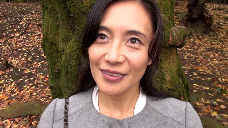 「旦那とは半年前に…！」欲求不満でレイプを妄想してオナニーする淫乱奥様は妊娠の心配が皆無で中出しセックスのエロ動画出演