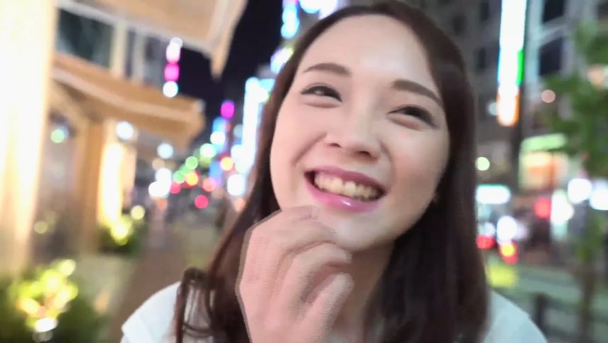 〔人妻ナンパ企画〕新宿でエロいミニスカ美脚な26歳若妻は泥酔で貞操観念ガバガバ♥即効淫乱発情し中出しセックスで痙攣アクメ