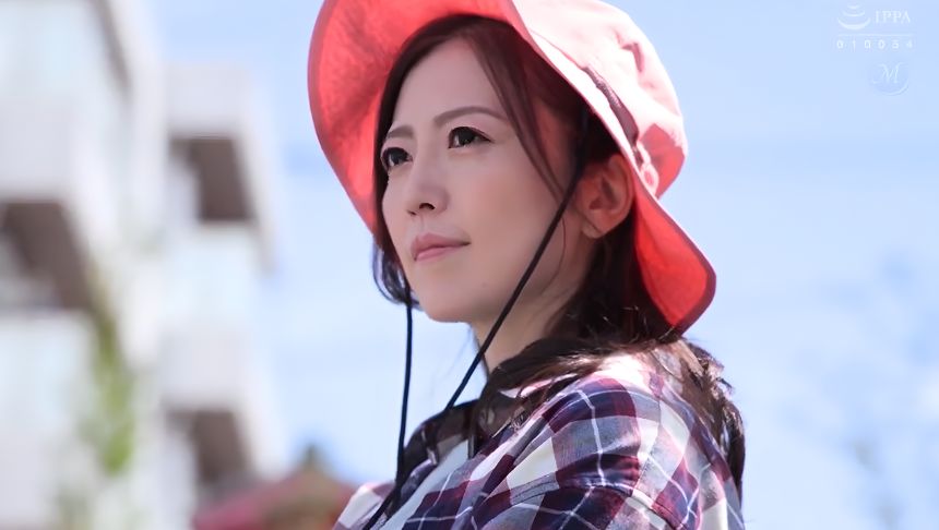 罠が仕組まれた野外キャンプに巨乳人妻が参加し凌辱寝取り輪姦され盗撮動画で脅迫され何度も強姦される美魔女熟女〔エロドラマ〕